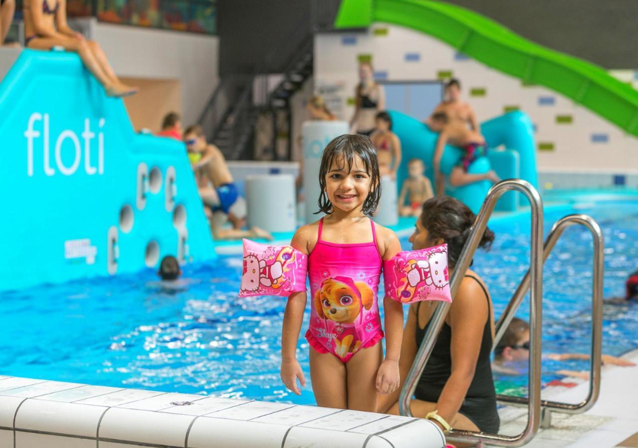 Vakantiepark Westerwolde Pagedal スタッズカナール エクステリア 写真